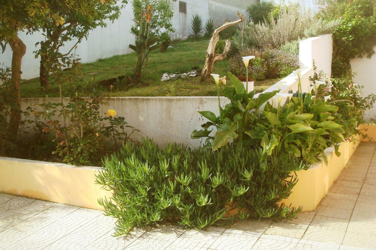 Campo De Oleandros Villa Lourinha  Bagian luar foto